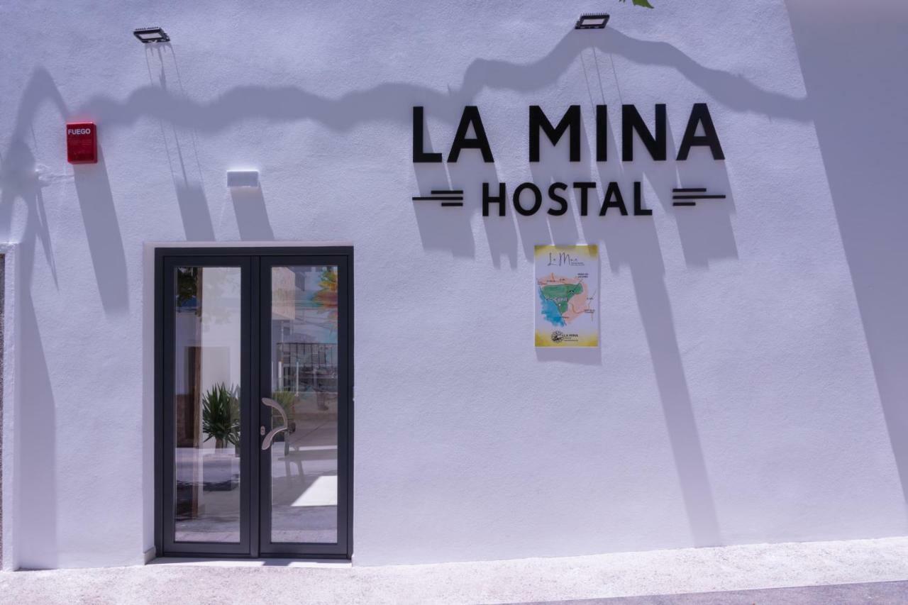 La Mina Hostal Boutique โกนิล เด ลาฟรอนเตรา ภายนอก รูปภาพ